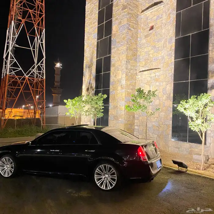 كرايزلر 6سرندل 2011 C300 هيمي فل 2