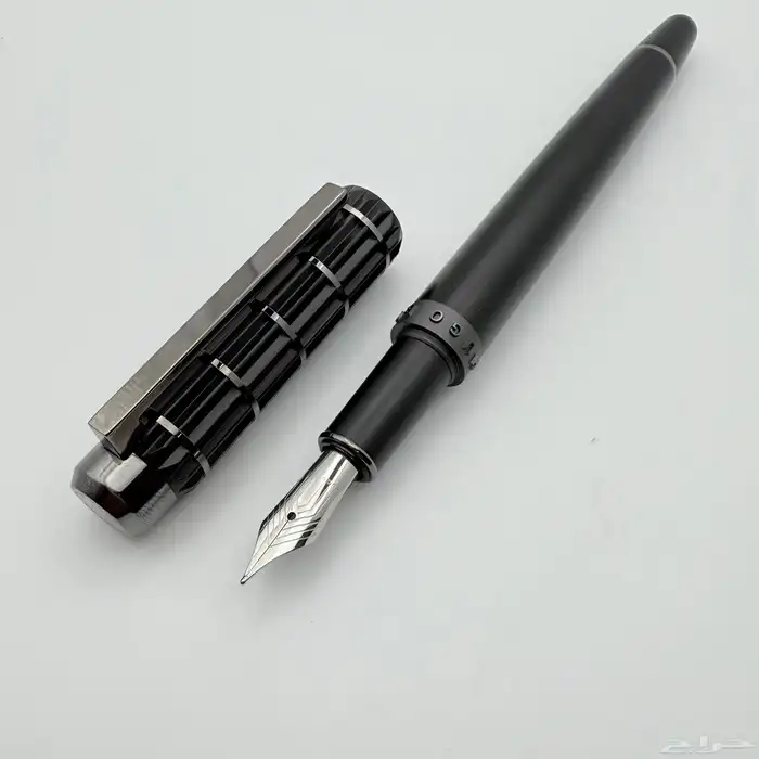 مجموعه مميزه من اقلام حبر هوجو بوس Hugo Boss Fountain pen 8