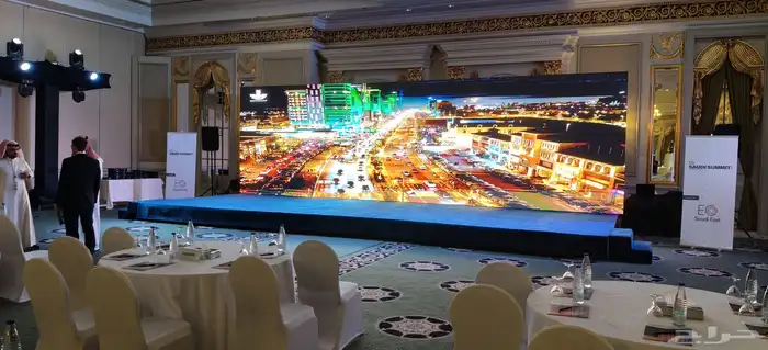 شاشات سعودية الصنع LED 4