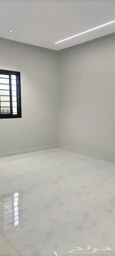 للبيع ارواف مكونه من دورين بتشطيبات فاخره بمخطط 9 18