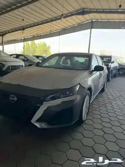 نيسان التيما ستاندر 2025 6