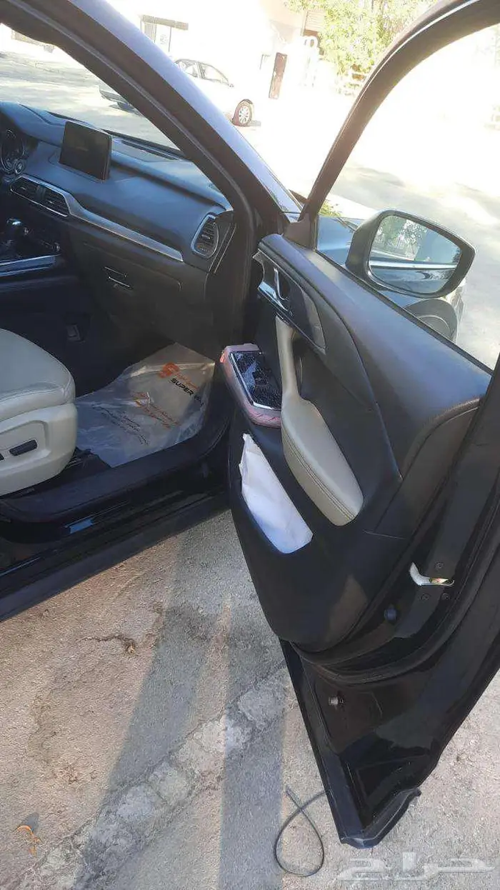 Mazda CX9 17