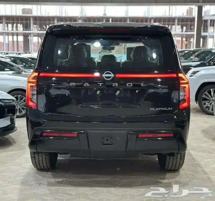 نيسان باترول 2025 بلاتينيوم فل كامل   3.8L بدون تيربو سعودي 6