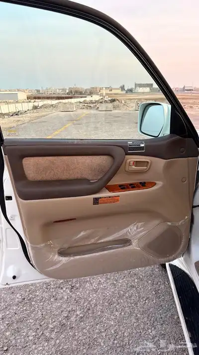لاندكروزر ليمتد 2006 24