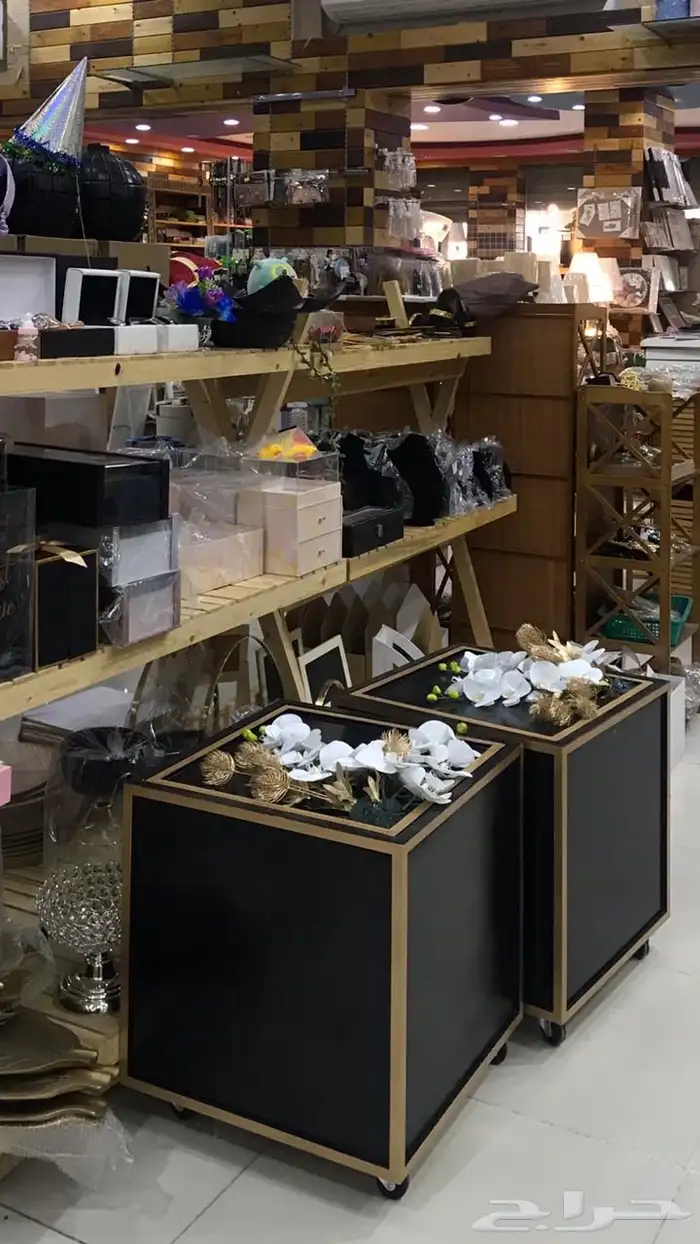 بضاعة محلات تخفيضات و غالي للبيع العاجل بسعر ربع التكلفة 28