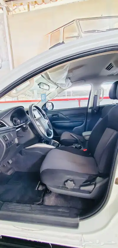 ونيت ميتسوبيشي L200 2023 فل كامل ( ديزل ) 4x4 عيسائي 4