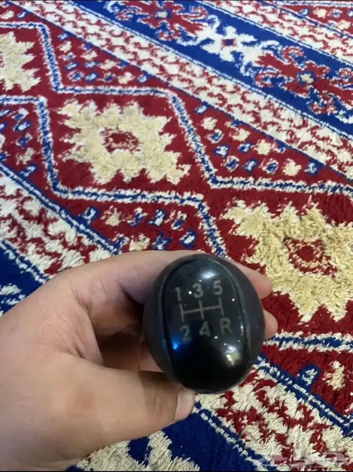 للبيع قطع ديكورات كامري ديكورات ددسن مراية ددسن كفرات مرتب 4