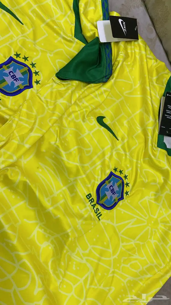 فلينتين تي شيرت منتخب البرازيل جديد مقاس M و XL 1