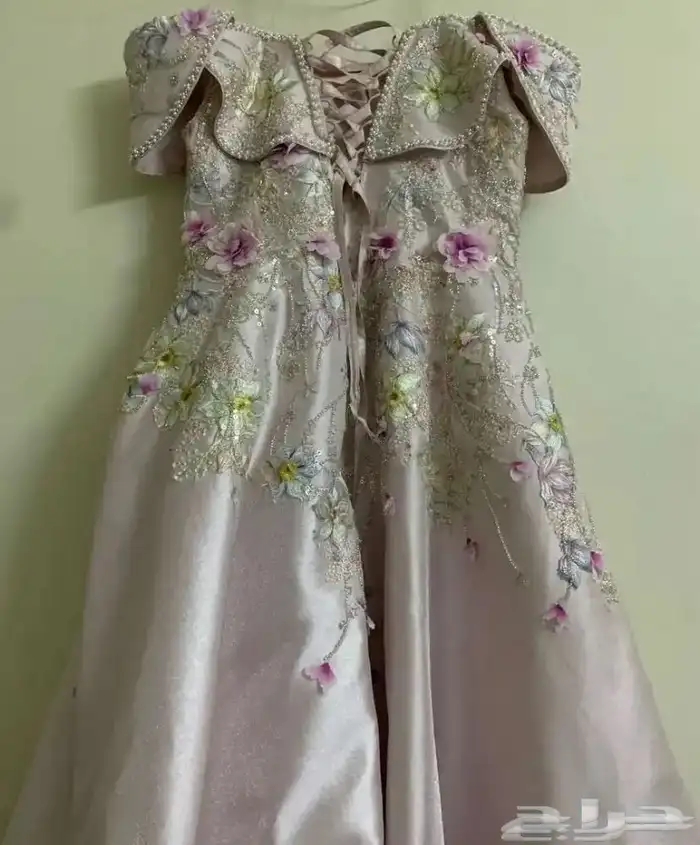 فستان ملكة او مناسبات وردي من بارلينا 5