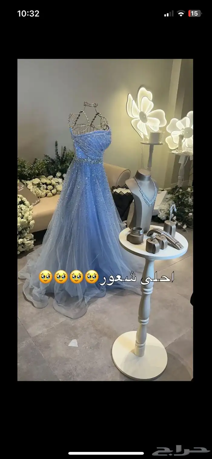 فستان ملكة فخم  تم لبسه مرة وحدة ساعتين فقط 0