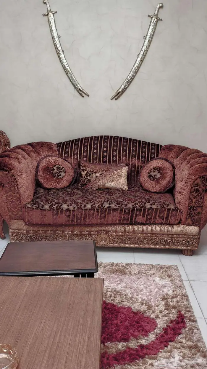 كنب فاخر للبيع 0