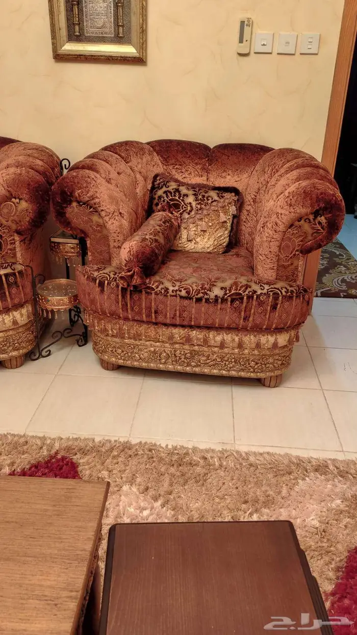 كنب فاخر للبيع 1