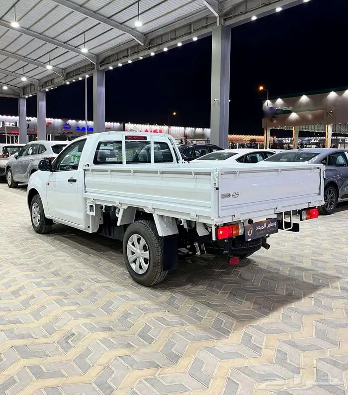 ايسوزو دي ماكس 1.9 غماره جوانب 2025 للشركات والمؤسسات 4