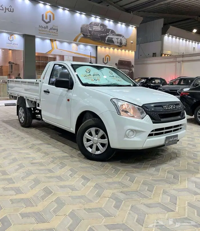 ايسوزو دي ماكس 1.9 غماره جوانب 2025 للشركات والمؤسسات 1