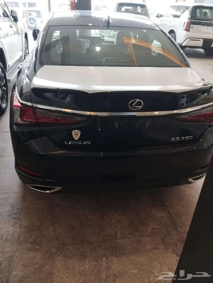 لكزس ES 350 CC نص فل سعودي 2025 11