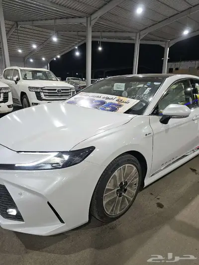 تويوتا كامري هايبرد LE هايبرد بانوراما 2025 16