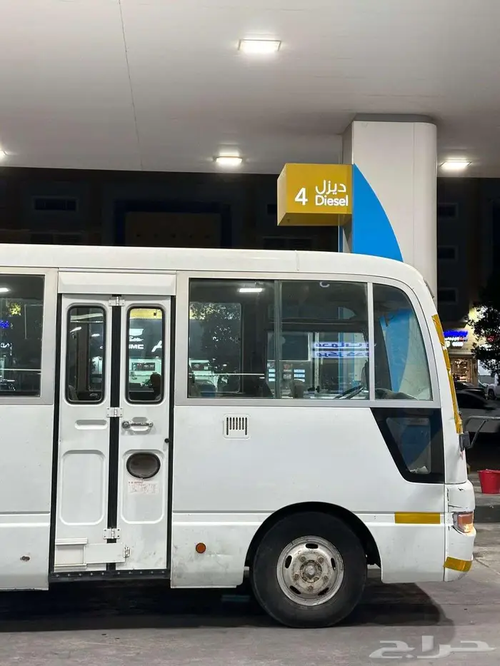 باص كوستر ديزل 30 راكب نيسان مخزن 3