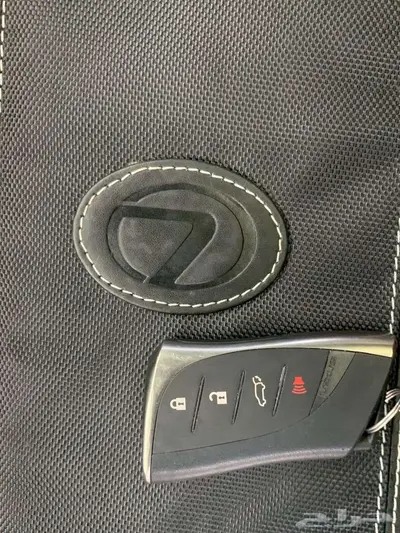 لكزس LX600. 2023 11