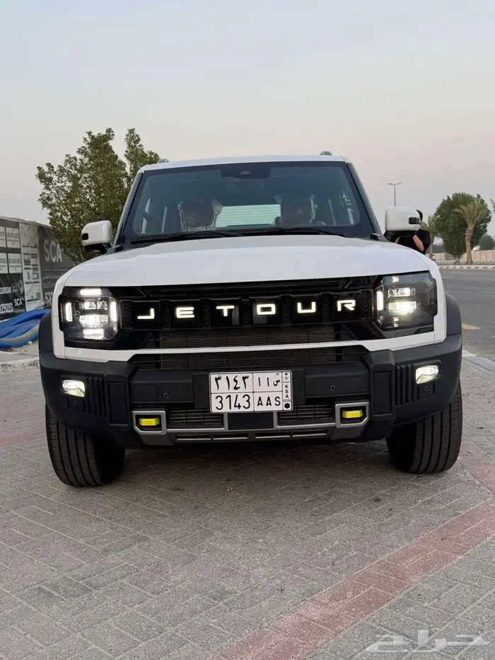 جيتور T2 لاكجري 2025 ابيض 6