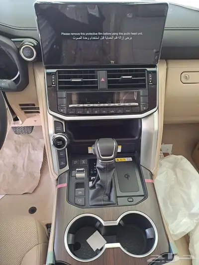 تويوتا لاندكروزر Gxr4 بنزين ( لون أسود ) 2025 2