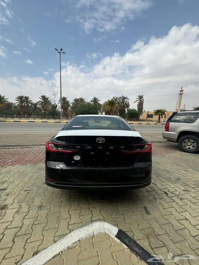كامري E ستاندر موديل 2025م 3