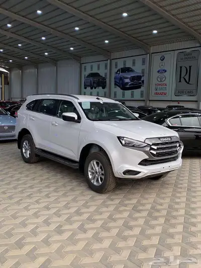 إيسوزو MUX 2023 نص فل بدون دبل أصفار اليمني 9