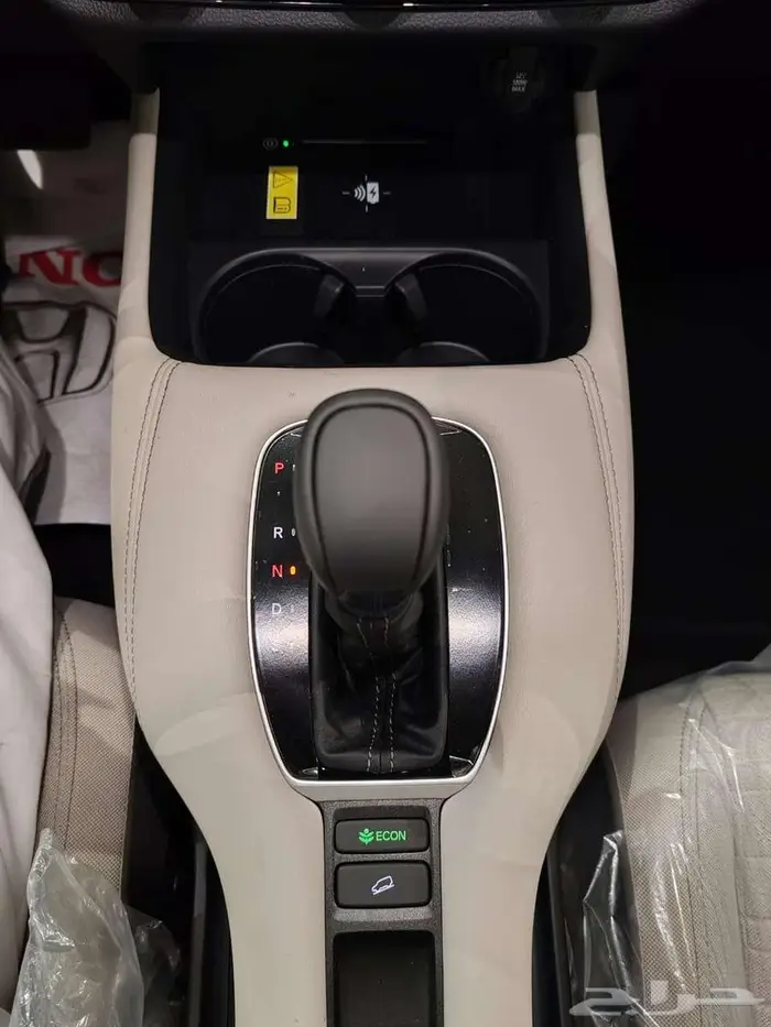 هوندا ZRV فئة LX موديل 2024 3