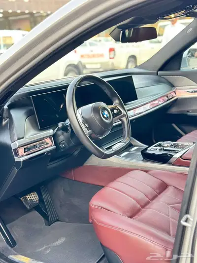 بي ام دبليوا 735Li موديل 2023 6