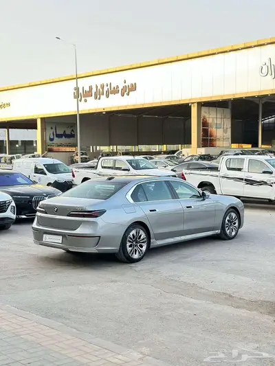 بي ام دبليوا 735Li موديل 2023 3