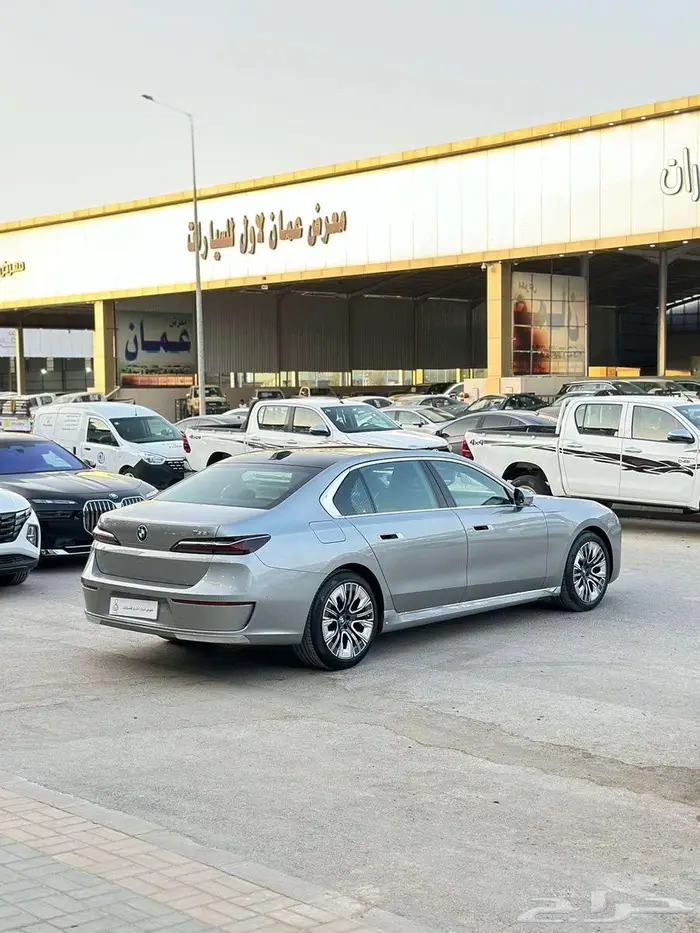 بي ام دبليوا 735Li موديل 2023 3