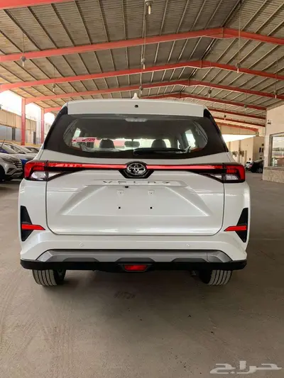 تويوتا -فيلوز -2025-GLX 4