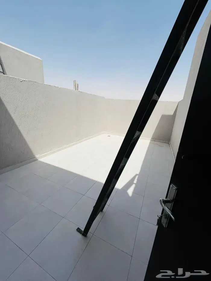للبيع تاون هاوس ارضي في الرياض حي الجنادرية   عرض رقم H1180 11
