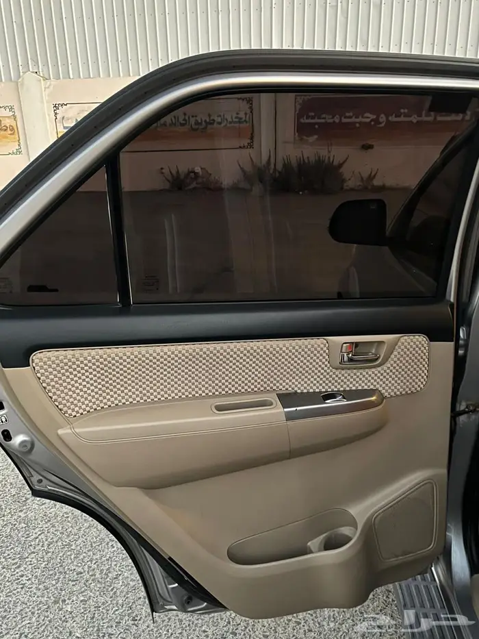 فورشنر 2015 دبل بحالة الوكالة ممشى 137 ألف فقط 10