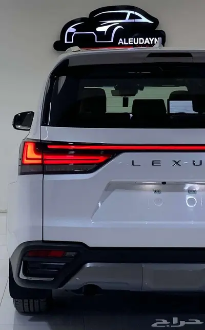 لكزس LX600 2022 3