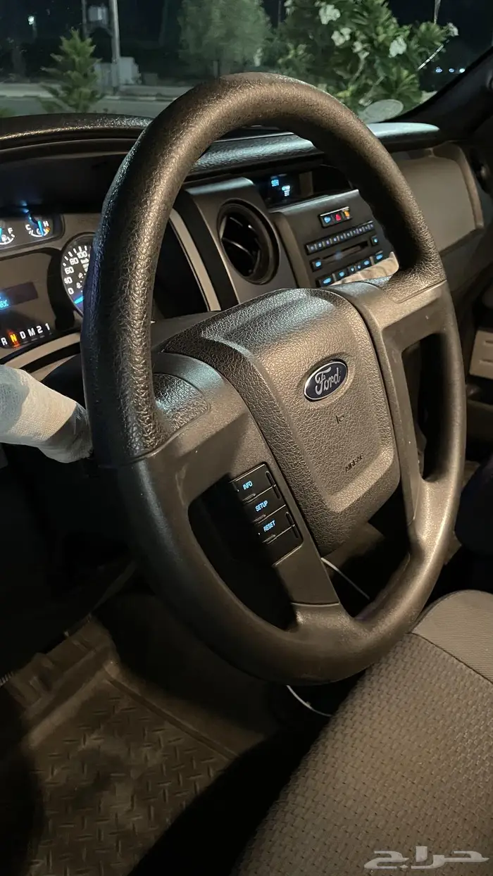 فورد 2014 F150 نص فل ممشى قليل 12