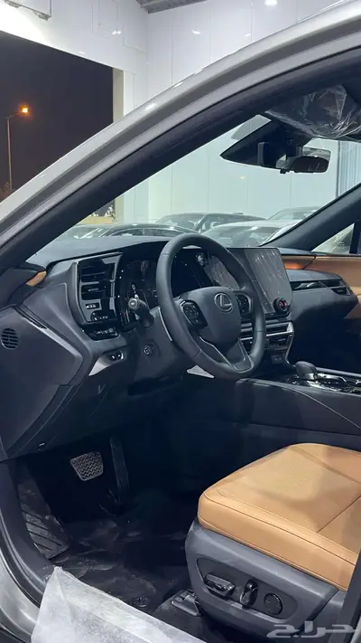 لكزس RX 350 H 2025 7