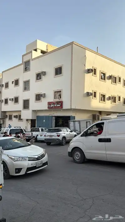 للبيع عمارة في منفوحة 1