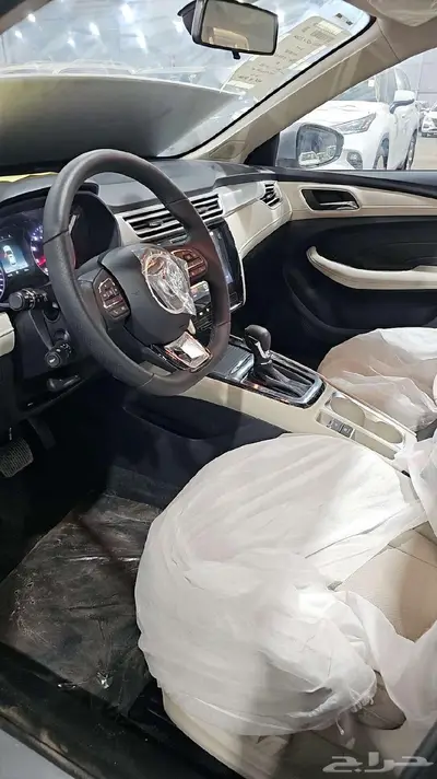ام جي 5 2023 6