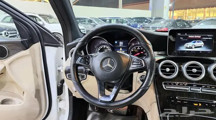 مرسيدس GLC300 2017 11