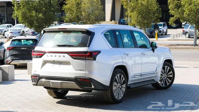 عرض خاص لكزس 2025 lx600BB بالنقد والتقسيط. 5