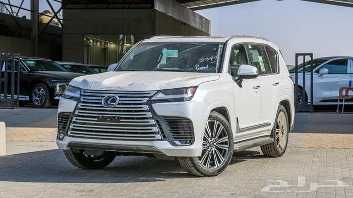 عرض خاص لكزس 2025 lx600BB بالنقد والتقسيط. 3