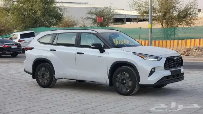 تويوتا هايلاندر GLE اديشن هايبرد 2025 كاش وأقساط 3