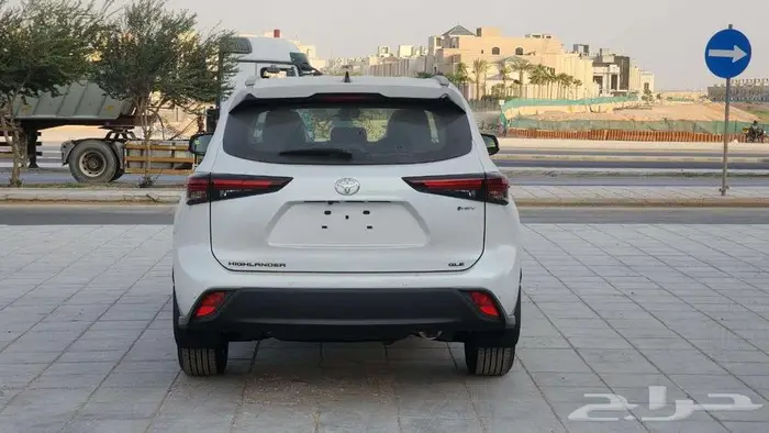 تويوتا هايلاندر GLE اديشن هايبرد 2025 كاش وأقساط 10