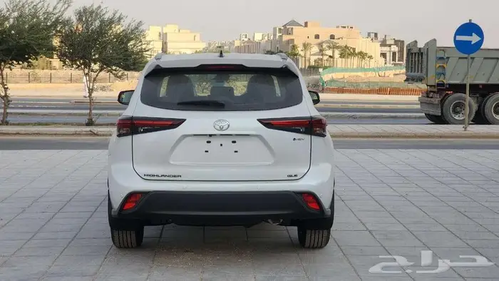 تويوتا هايلاندر GLE اديشن هايبرد 2025 كاش وأقساط 9