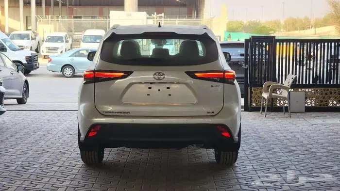 تويوتا هايلاندر GLE اديشن هايبرد 2025 كاش وأقساط 8