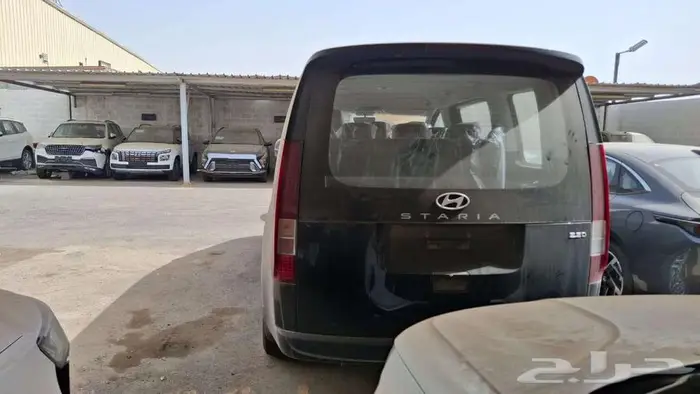 هيونداي ستاريا ديزل 9 راكب 2025 4