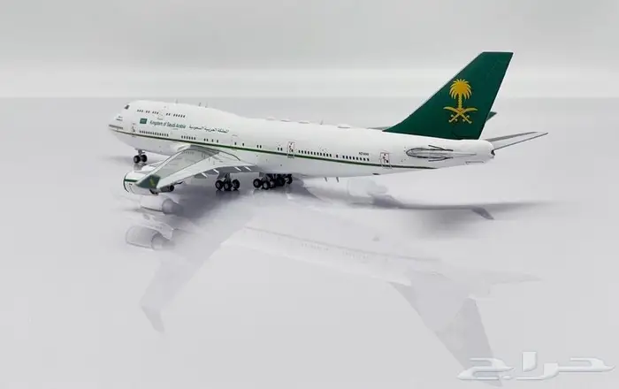مجسم الطائرة الملكية السعودية بوينغ 747 4