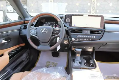لكزس - ES250 لاكجيري - 2025 - نص فل -خليجي 7
