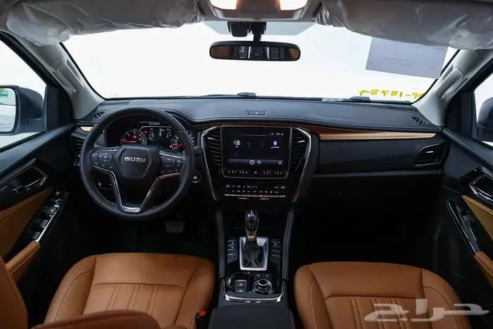 ايسوزو جيب MUX فل كامل دبل موديل 2024 6