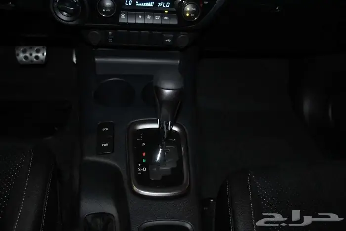 تويوتا هايلكس GR-S Rally Edition بنزين اتوماتيك دبل 2025 14